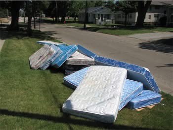 Quick & Affordable Mattress Removal in Huntsville, AL
