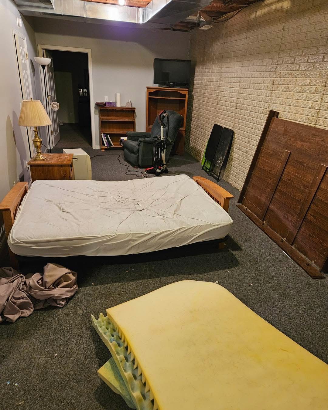 Quick & Affordable Mattress Removal in Huntsville, AL