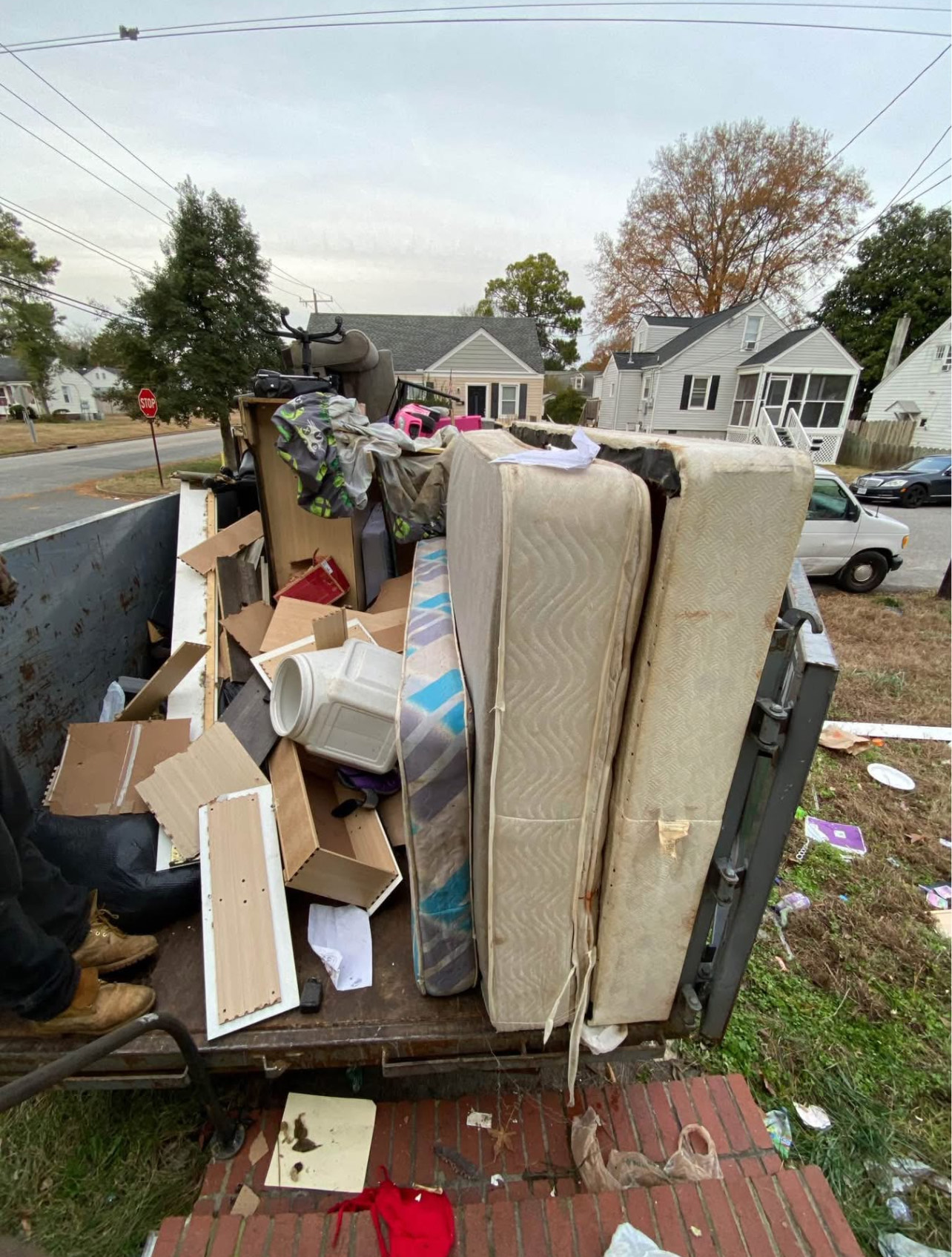 Quick & Affordable Mattress Removal in Huntsville, AL