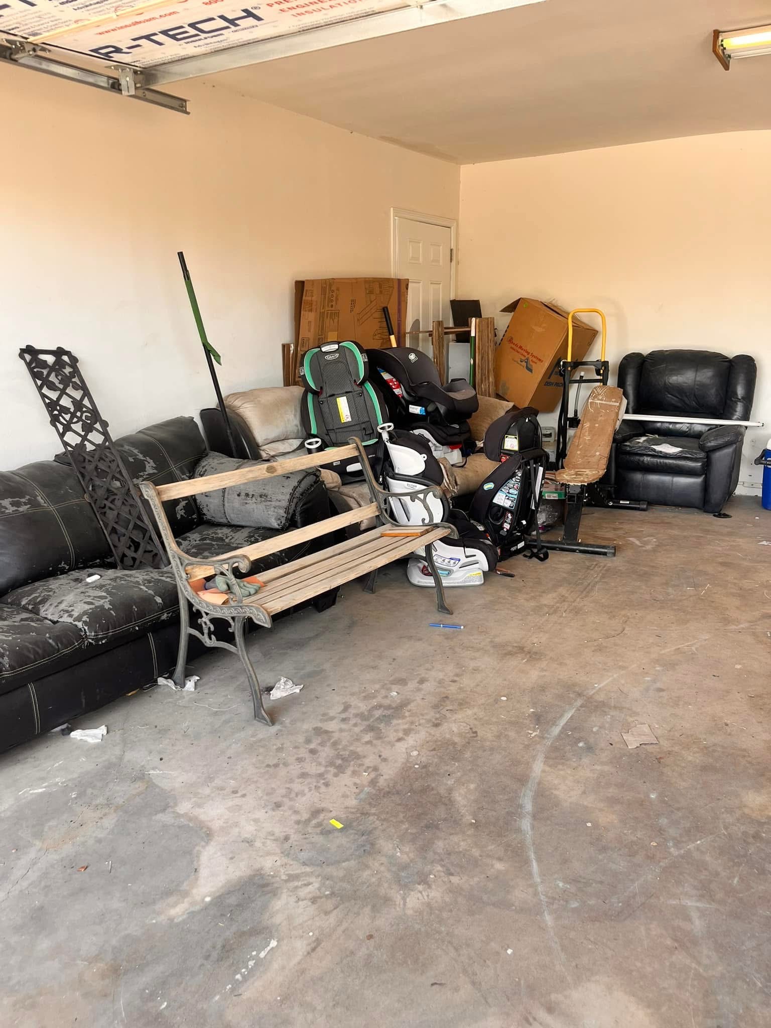 Huntsville’s Trusted Furniture Removal Experts