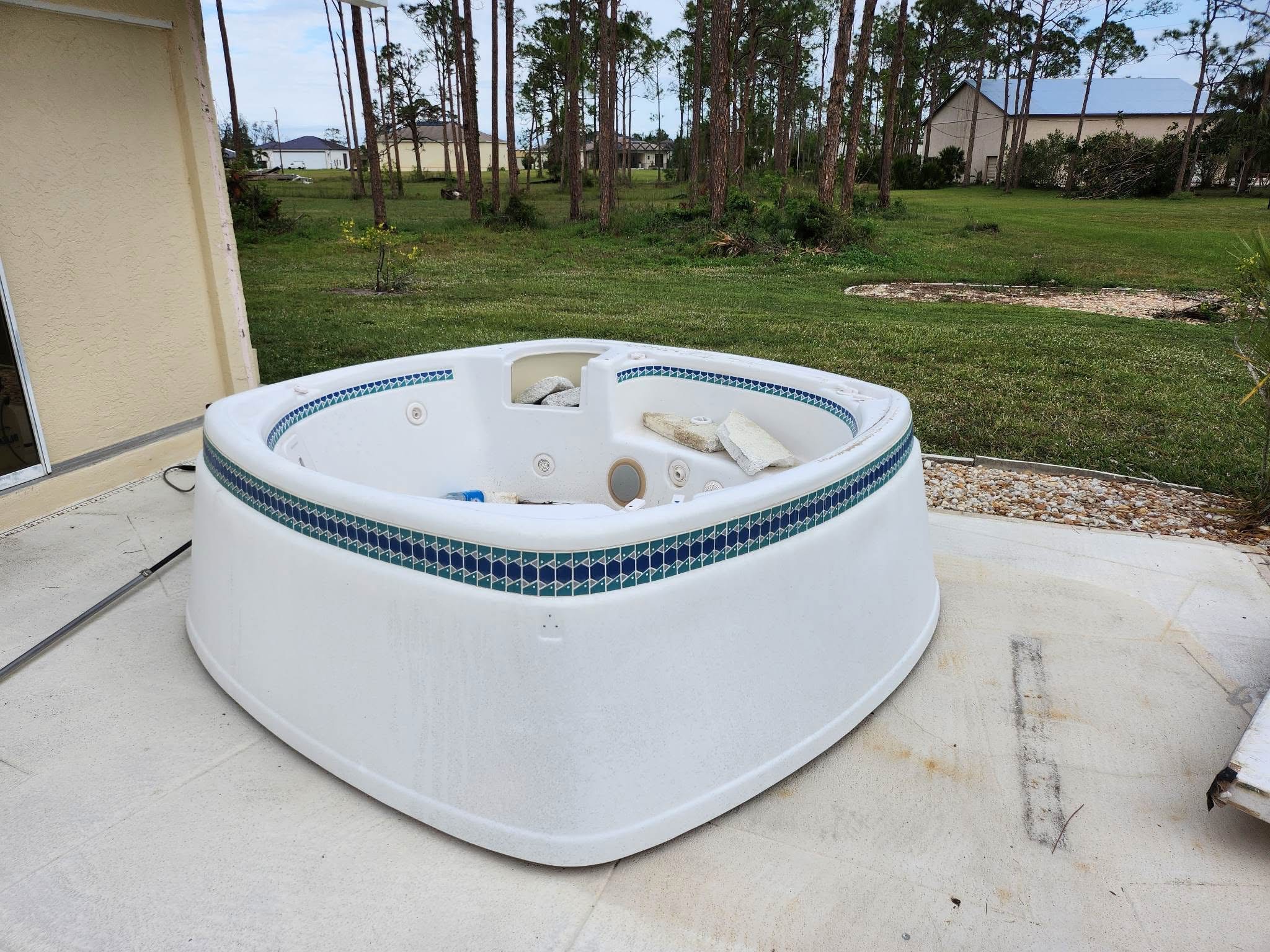 Fast, Safe, and Affordable Hot Tub Removal in Huntsville, AL
