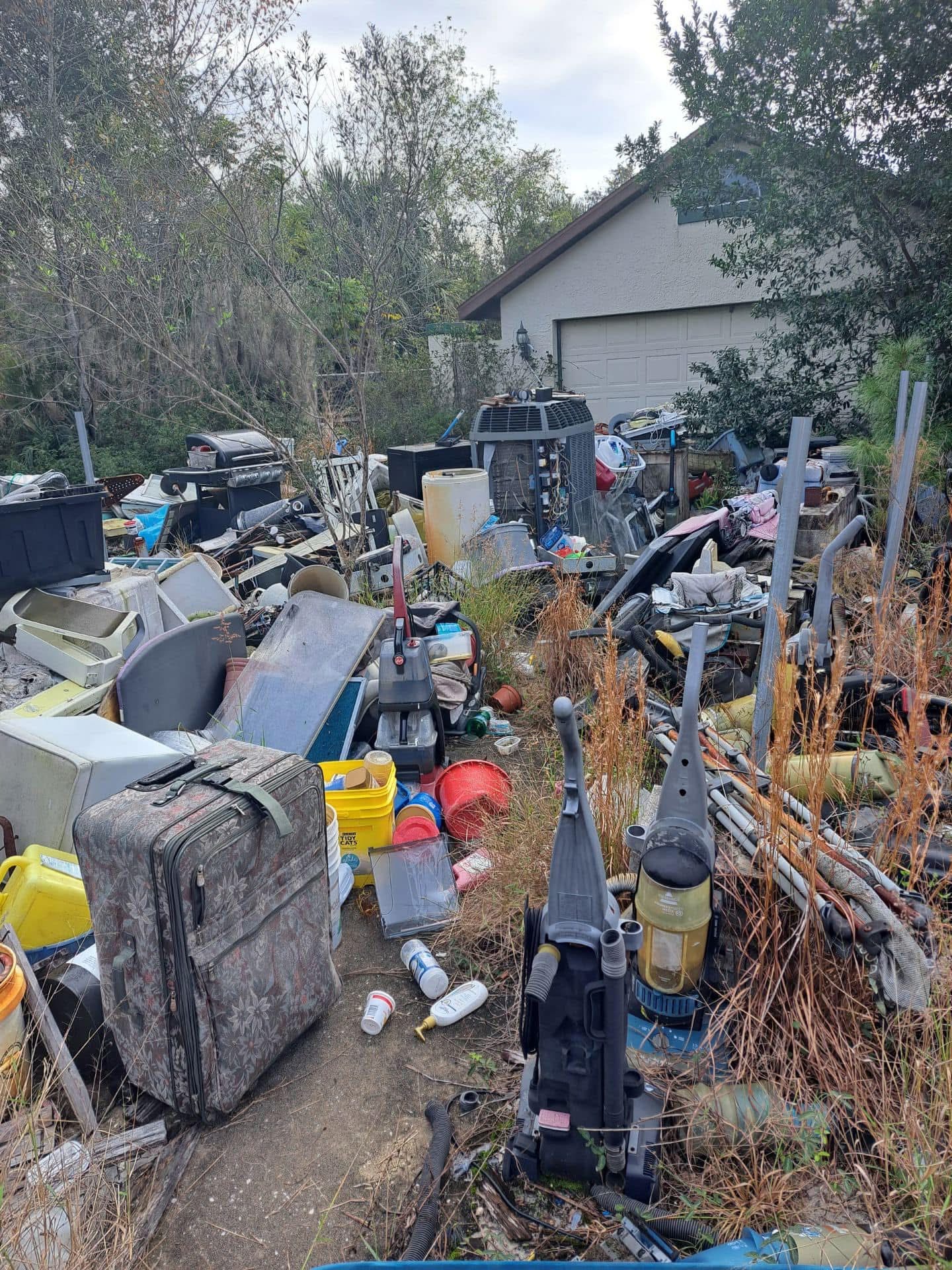 Professional House Cleanouts in Huntsville, AL