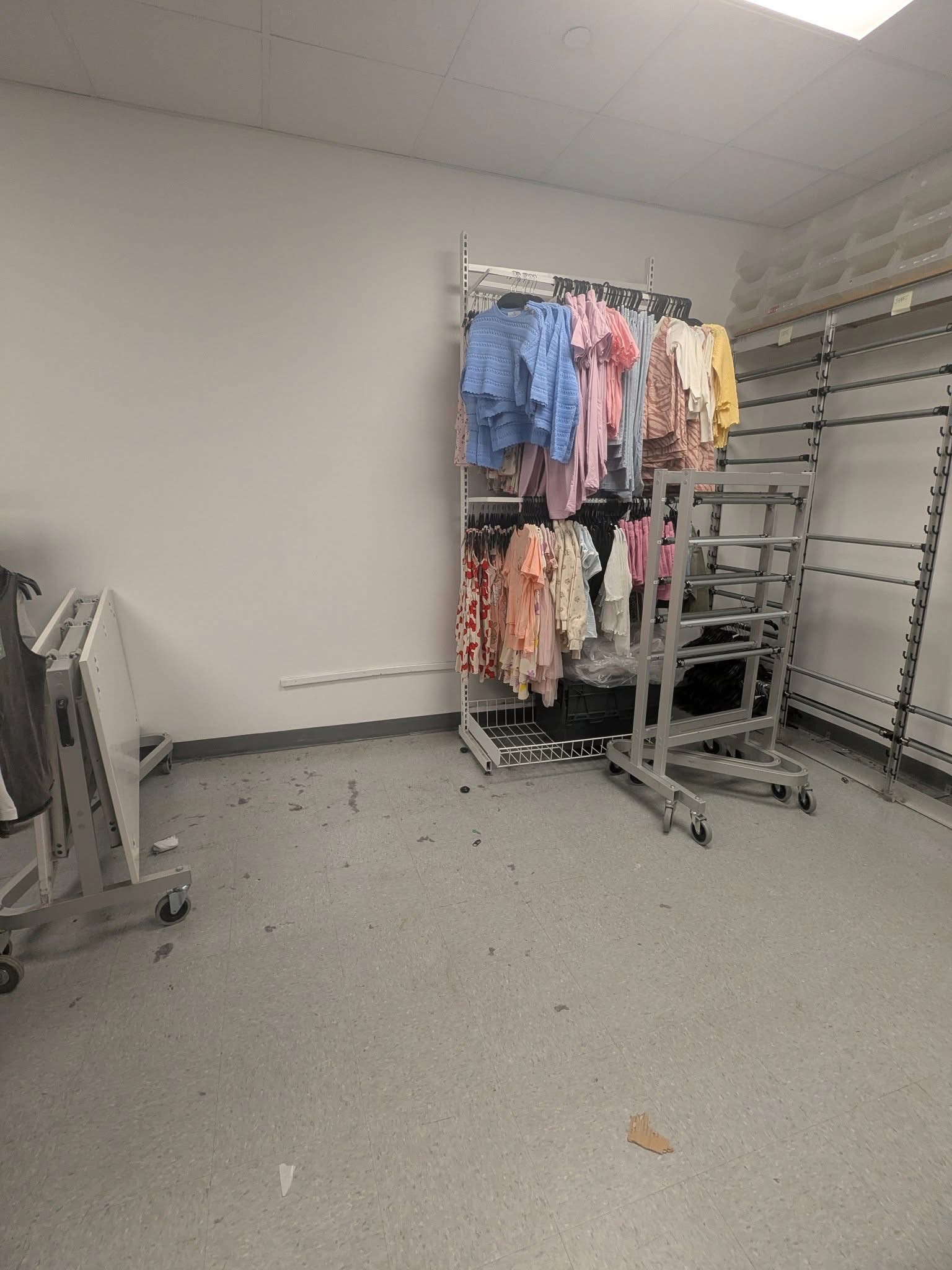 What Do Commercial Cleanout Services Include?
